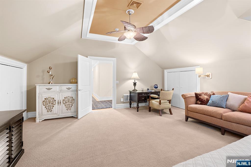 56 Pheasant Run, Kinnelon Borough, NJ 07405 Listing Photo  36