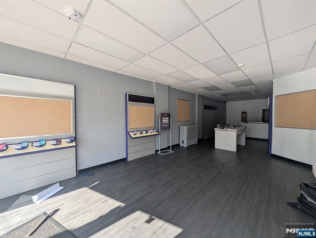 1070 Main - Photo 4