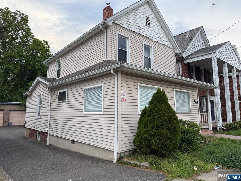 568 Lafayette Avenue 1st floor - Photo 1