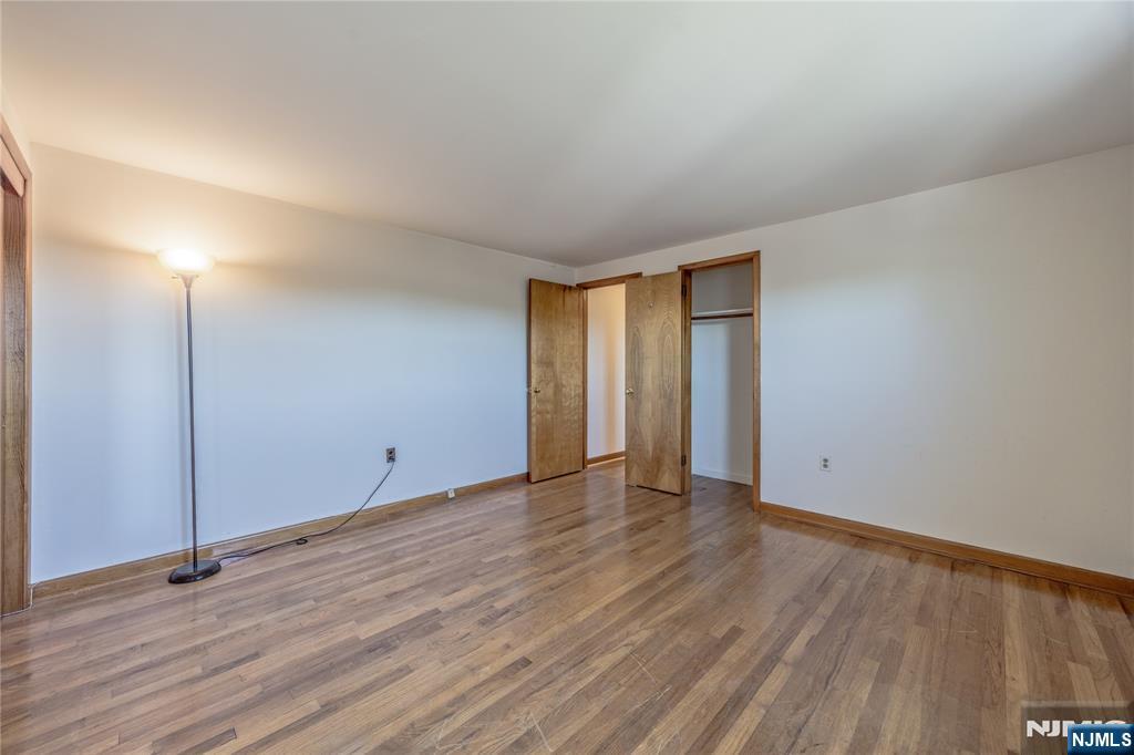 88 Maple Avenue - Photo 14