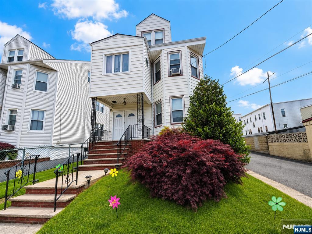 Photo 2 of Multi family home for sale at 162 Highland Ave, Kearny, NJ 07032 | MLS# 26017520 | Listing updated on 2026-09-16