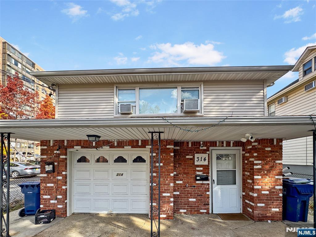 314 Atlantic Street - Photo 1