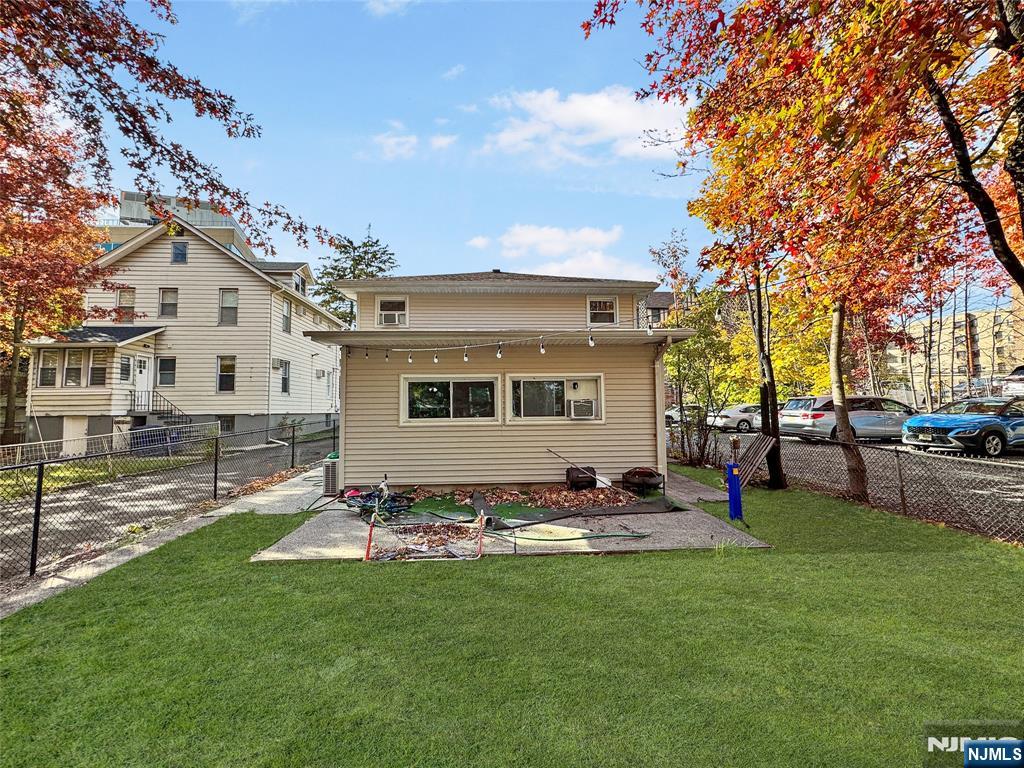 314 Atlantic Street - Photo 2