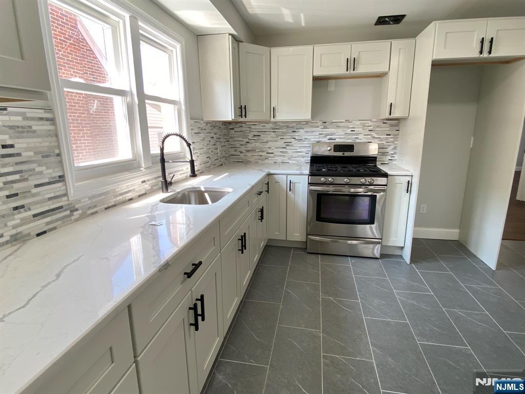 905 Sanford Avenue 2 - Photo 5