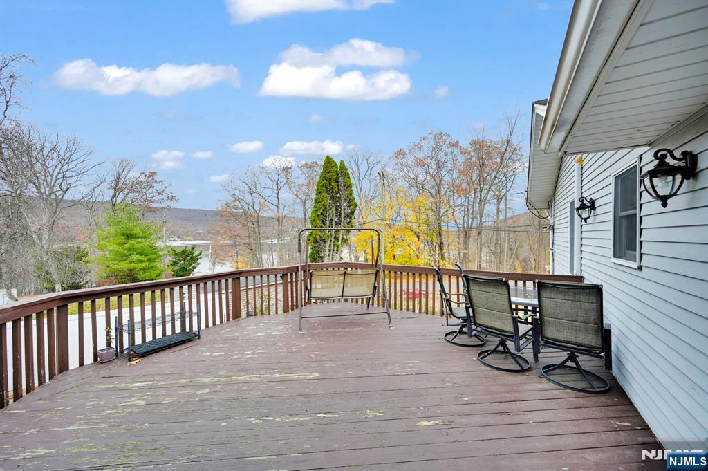 699 Shore Road, West Milford, NJ 07421 Listing Photo  39