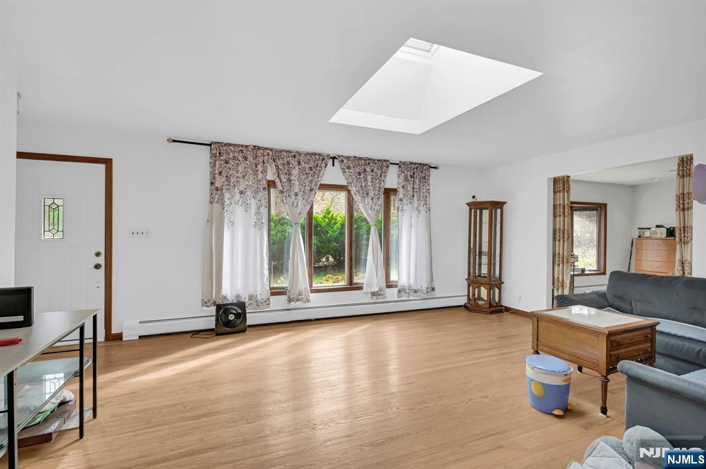 699 Shore Road, West Milford, NJ 07421 Listing Photo  6