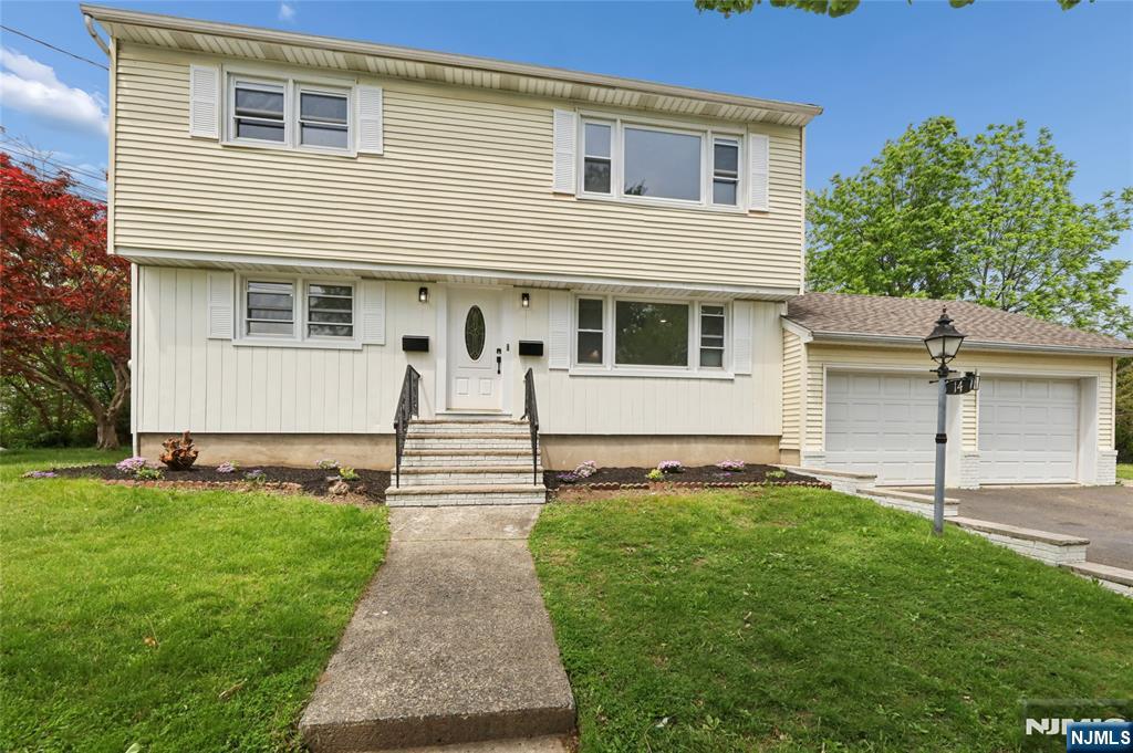14 John Court - Photo 1