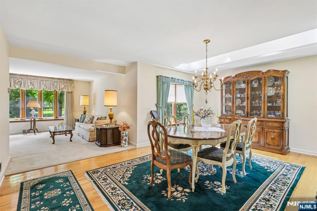 Great Open Area for Entertaining