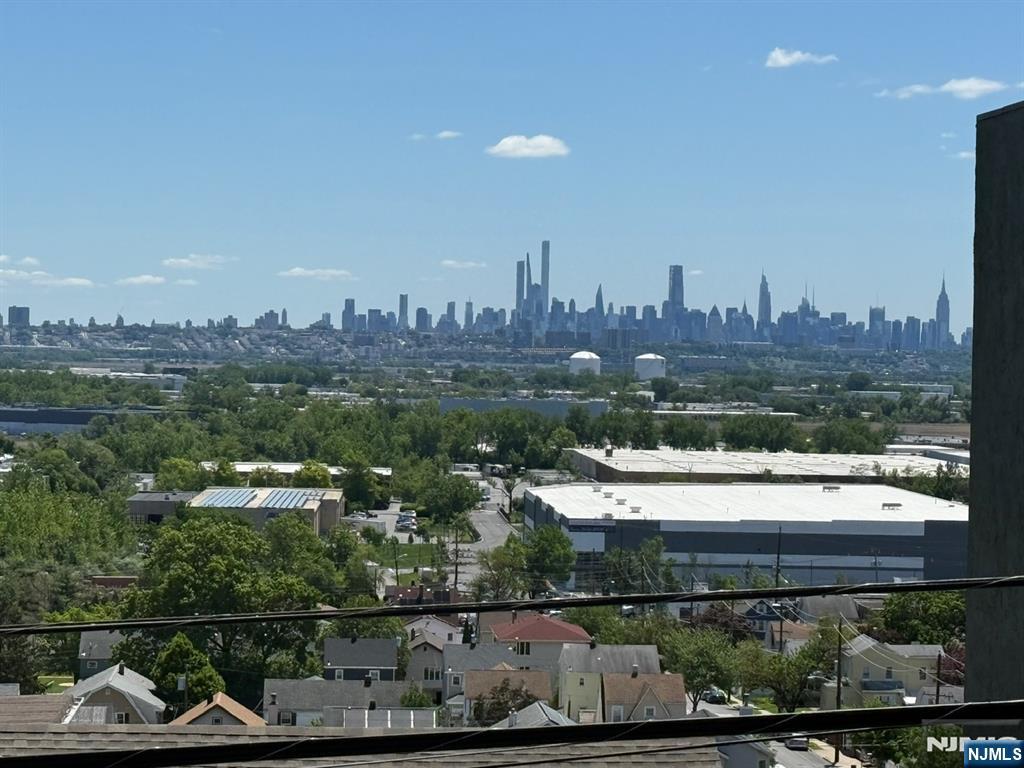 606 5th Street - Photo 5