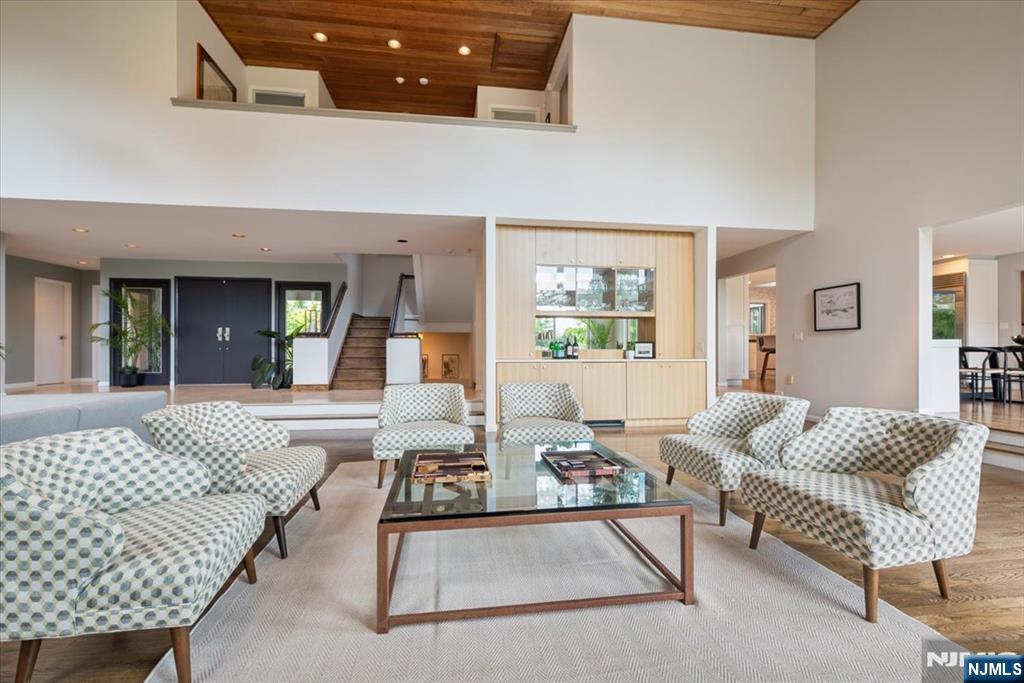 39 Eagle Nest Road