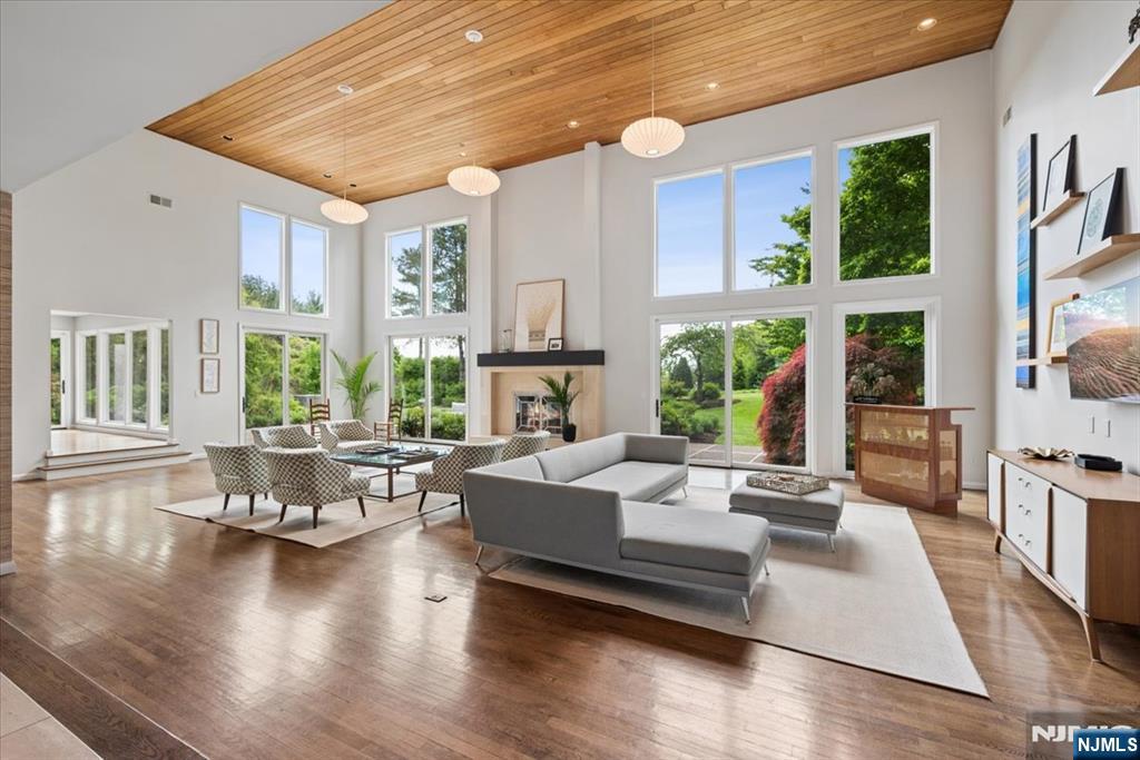 39 Eagle Nest Road