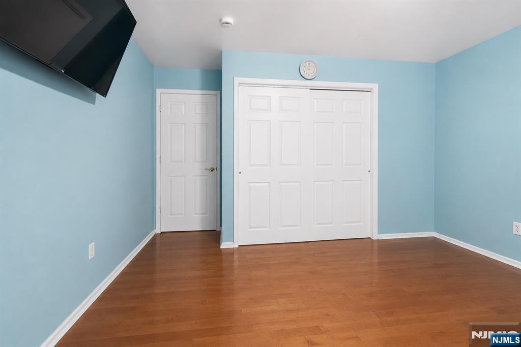 364 Broad Street 1 - Photo 4
