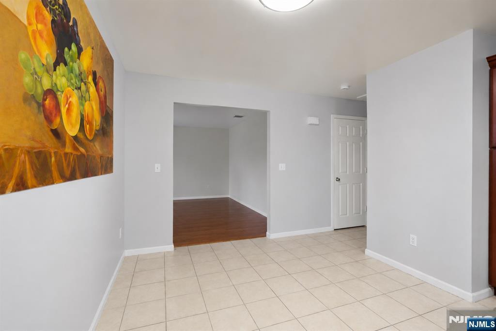 364 Broad Street 2 - Photo 15