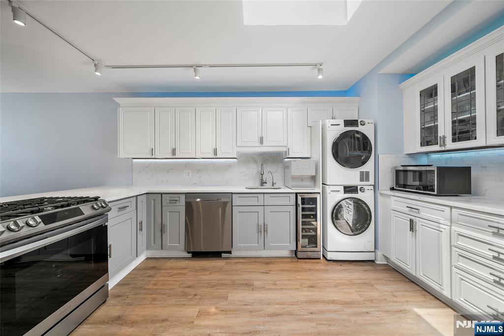 2 Horizon Rd #PH 2, Fort Lee, NJ 07024