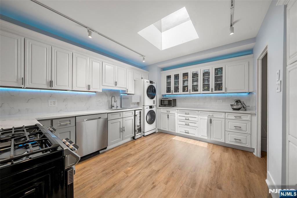 2 Horizon Rd #PH 2, Fort Lee, NJ 07024