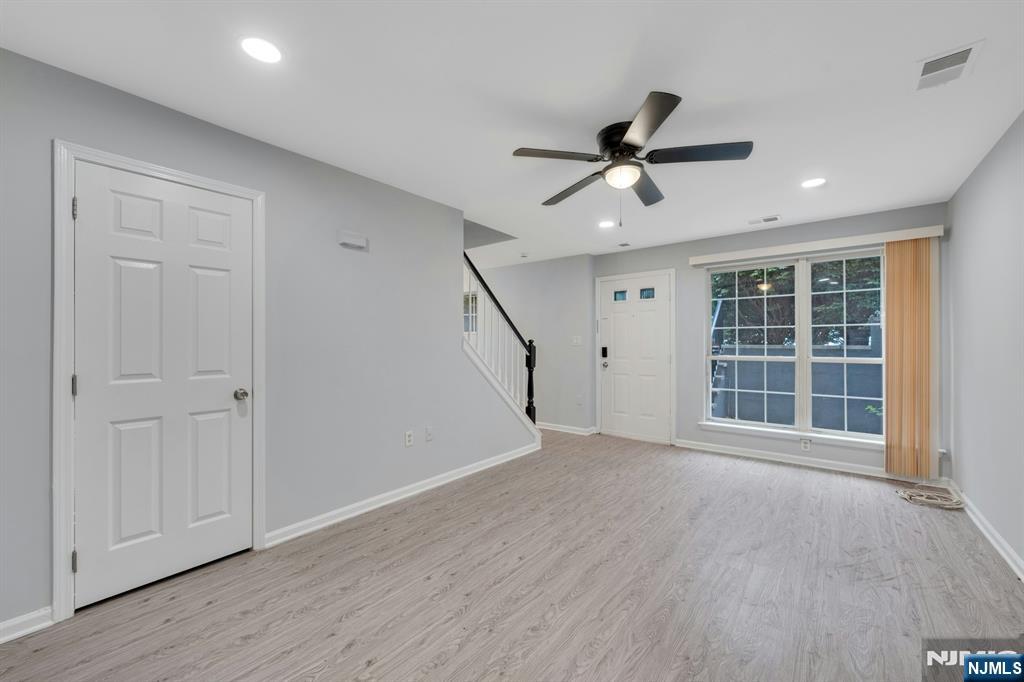 151 W Market Street 1415 - Photo 3