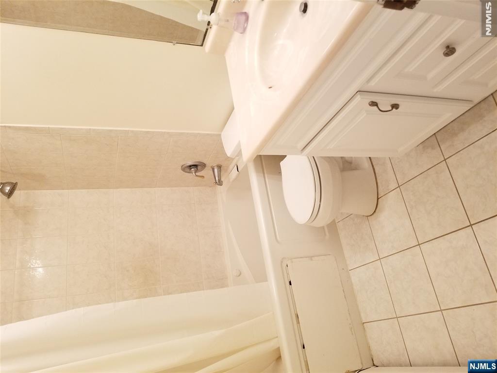 485 E Palisade Avenue, Englewood Cliffs, NJ 07632 Listing Photo  7