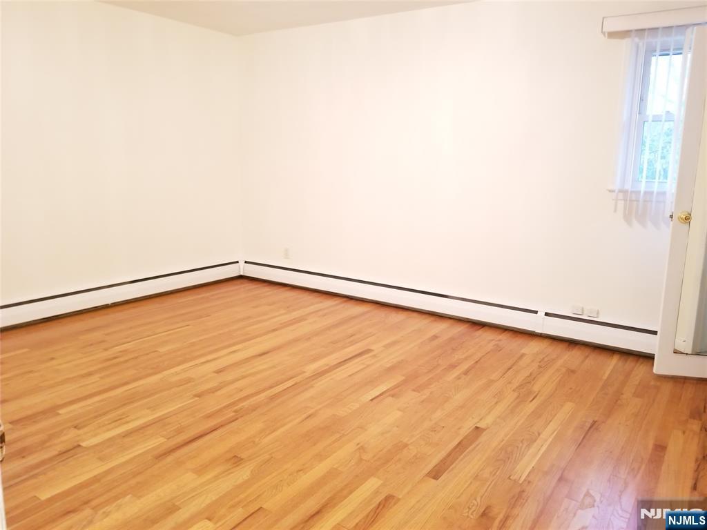 485 E Palisade Avenue, Englewood Cliffs, NJ 07632 Listing Photo  8
