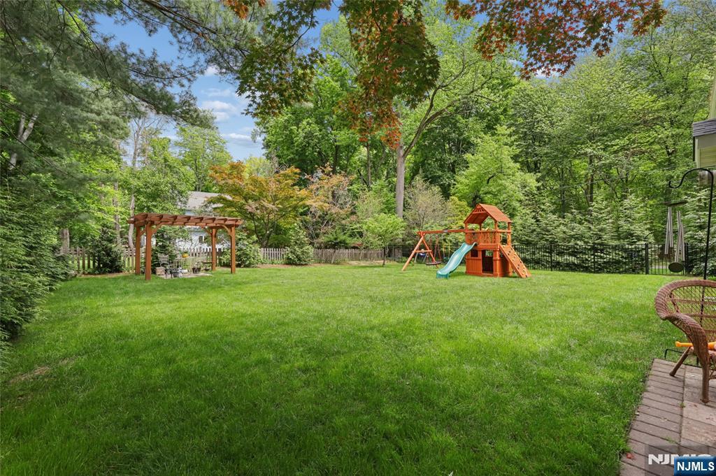 50 Whitman Street — photo 39