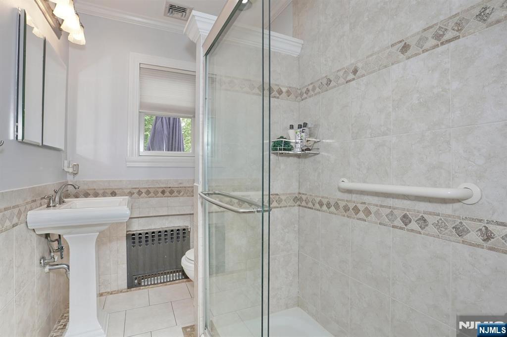 7 Short Street, Harrington Park, NJ 07640 Listing Photo  14