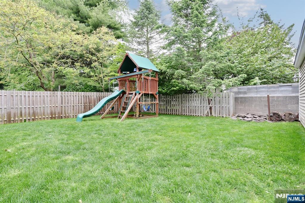 7 Short Street, Harrington Park, NJ 07640 Listing Photo  42