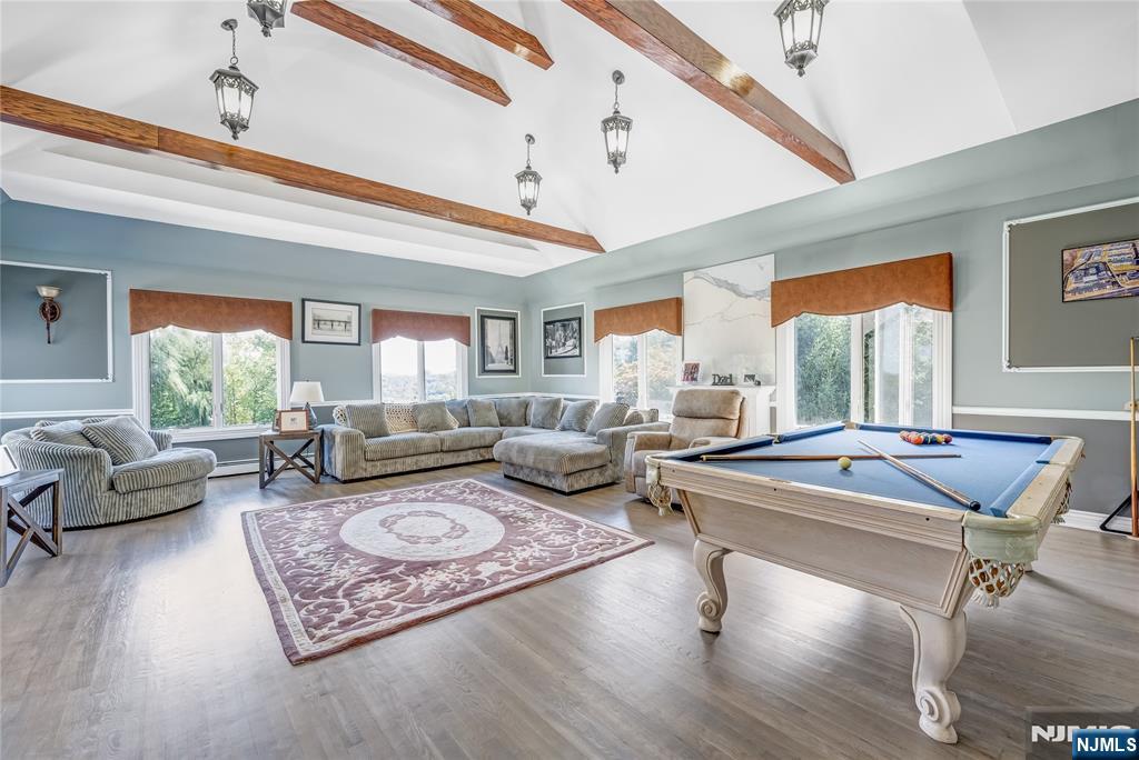 207 Eileen Drive - Photo 4