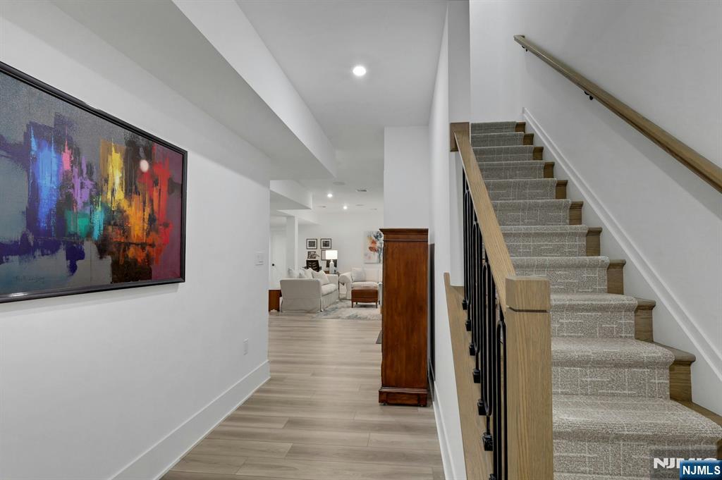 111 Woodmont Circle — photo 33