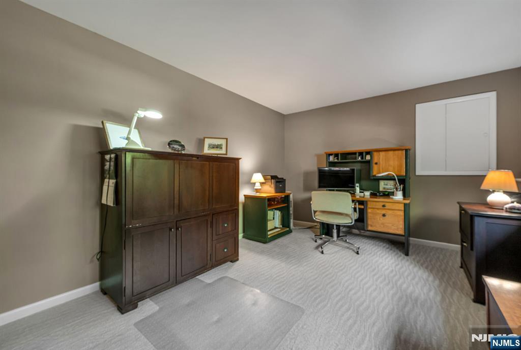 19 Rabbit Run, West Milford, NJ 07435 Listing Photo  24