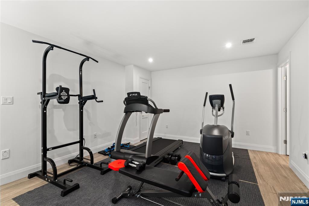 1480 15th Street, #B, Fort Lee, NJ 07024 Listing Photo  29