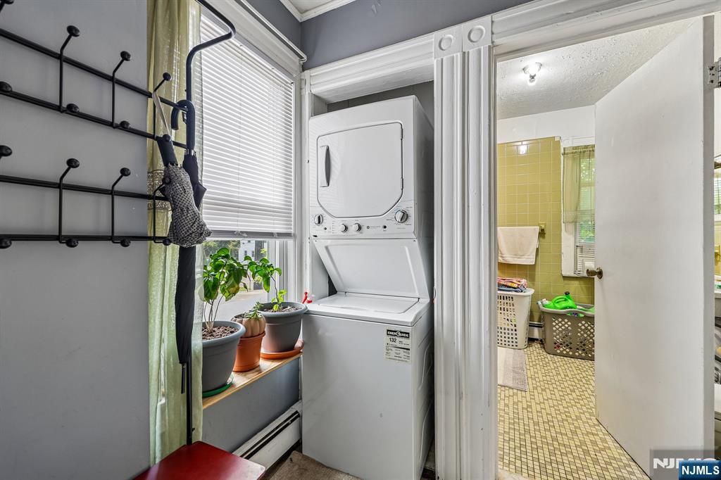 washer/dryer in unit