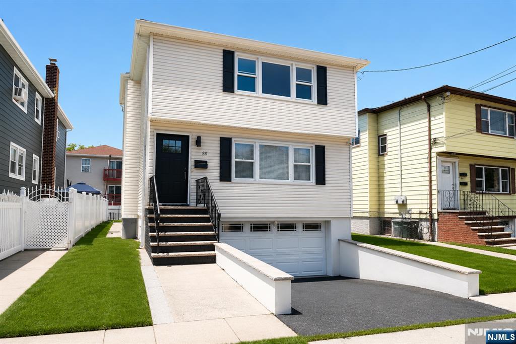 88 Manchester Place - Photo 1