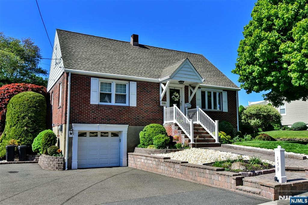 Homes for sale in North Haledon, NJ | 159 Overlook Ave, North Haledon, NJ 07508 | MLS# 26017688