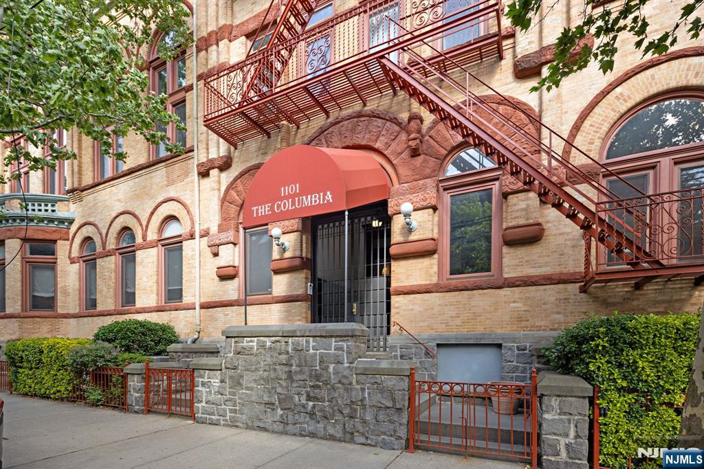 Homes for sale in Hoboken, NJ | 1101 Bloomfield Street, Hoboken, NJ 07030 | Houzeo
