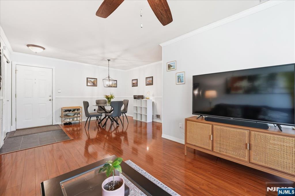 467 Magnolia Court - Photo 5