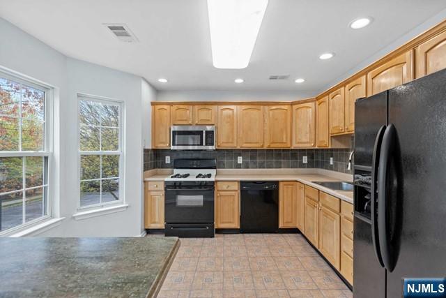2278 Nash, Mahwah, NJ 07430 Listing Photo  11