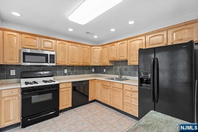 2278 Nash, Mahwah, NJ 07430 Listing Photo  12