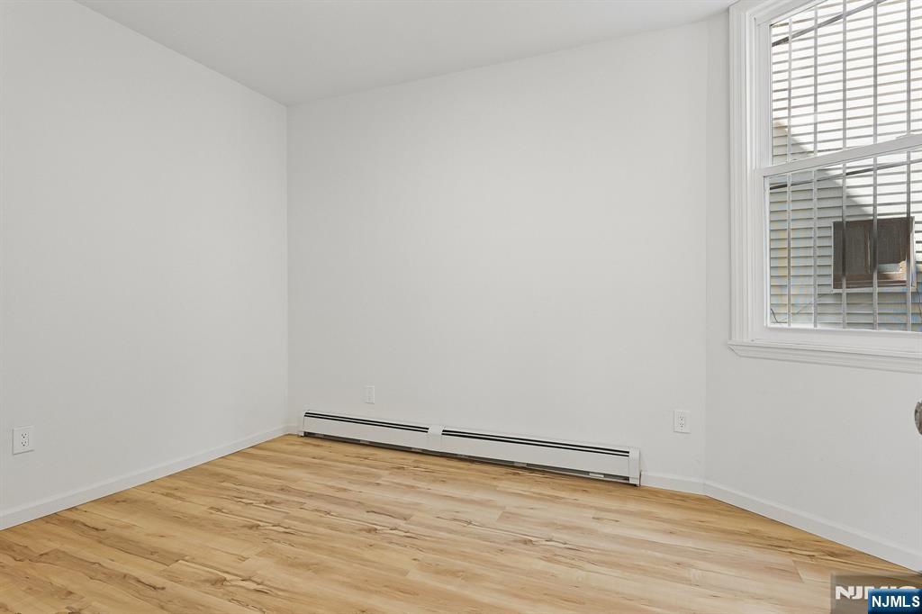 55 Hawkins Street — photo 15