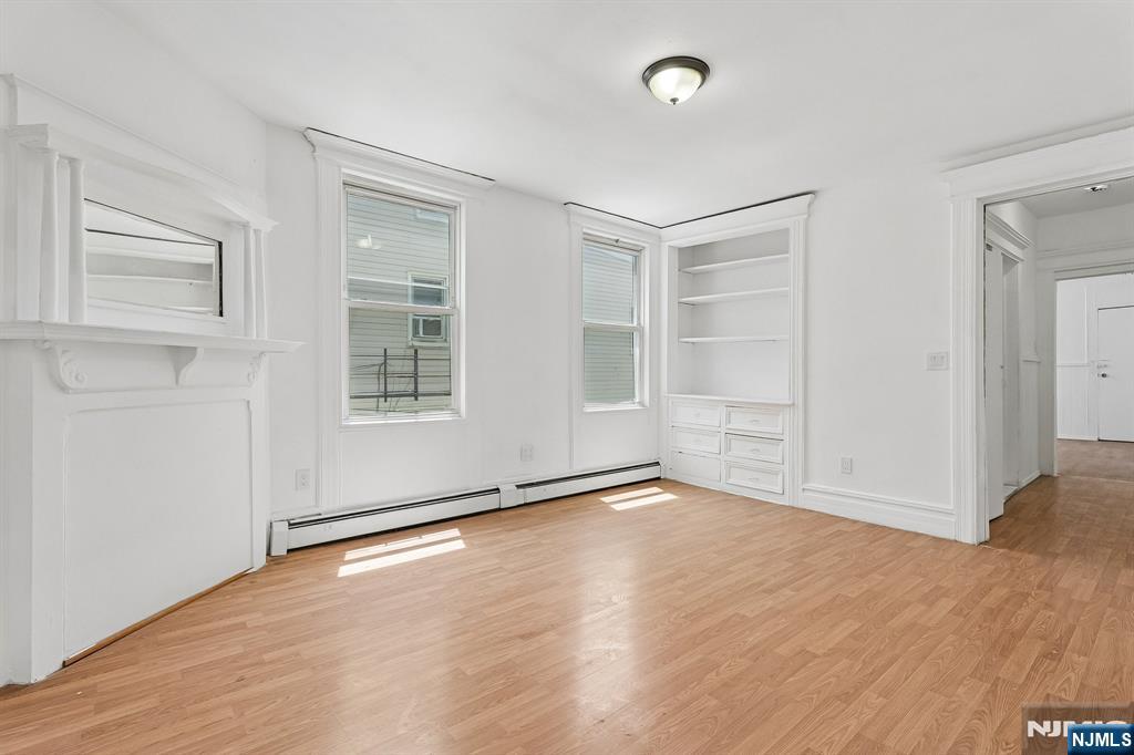 55 Hawkins Street — photo 16