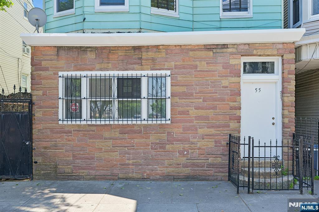 55 Hawkins Street — photo 3