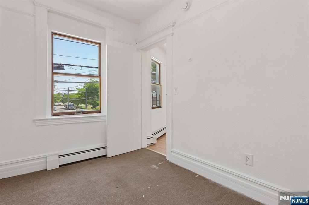 55 Hawkins Street — photo 24
