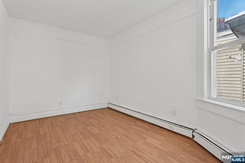 55 Hawkins Street — photo 27