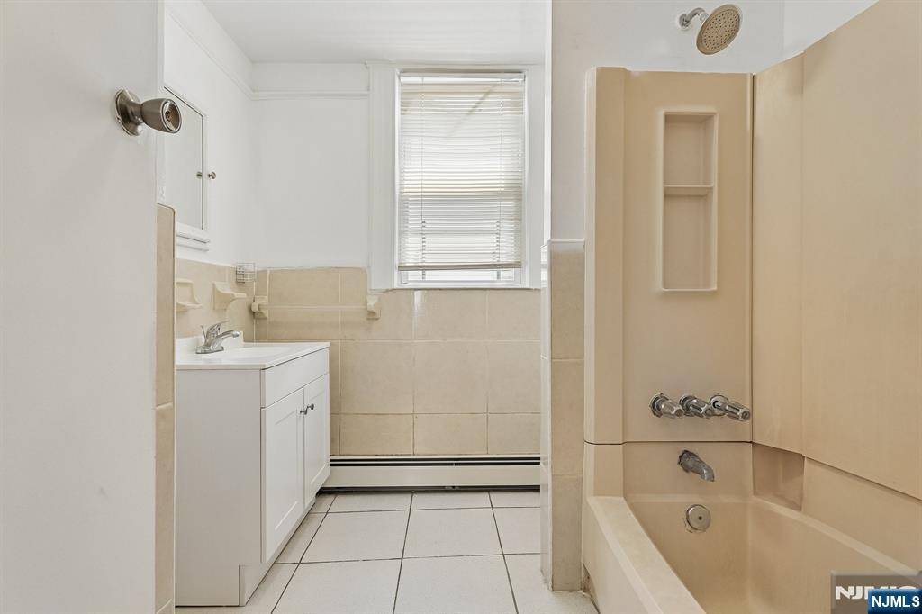 55 Hawkins Street — photo 35