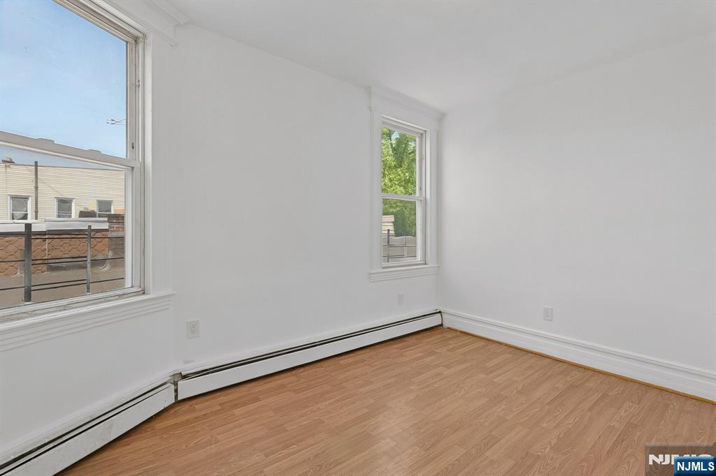 55 Hawkins Street — photo 38