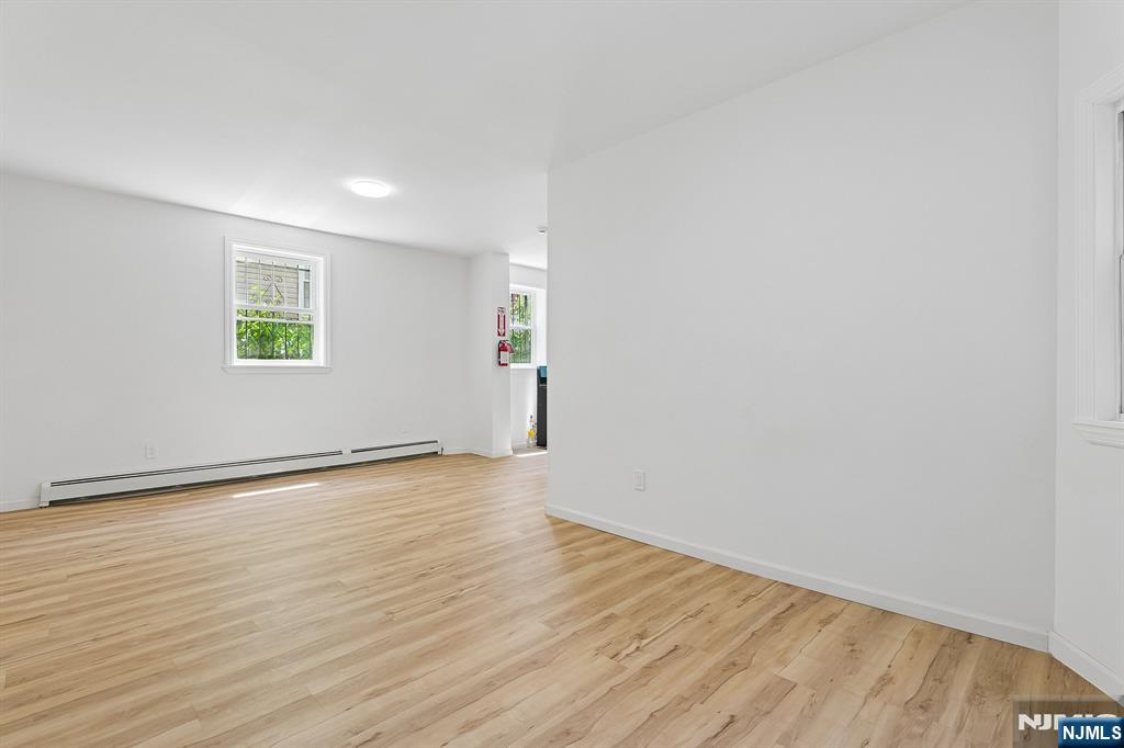 55 Hawkins Street - Photo 5
