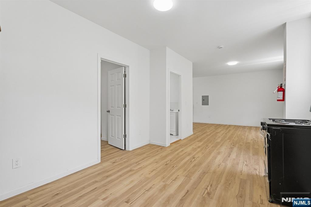 55 Hawkins Street — photo 7