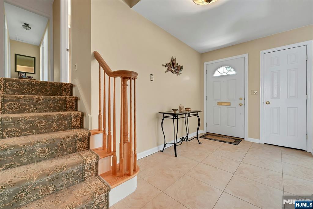 34 Eastbrook Drive - Photo 2