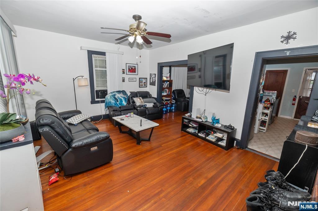 70 Paulison Avenue - Photo 4