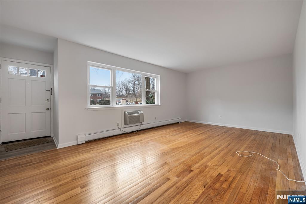 121 Regency Park - Photo 2