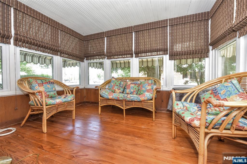 161 Wyckoff Avenue - Photo 4