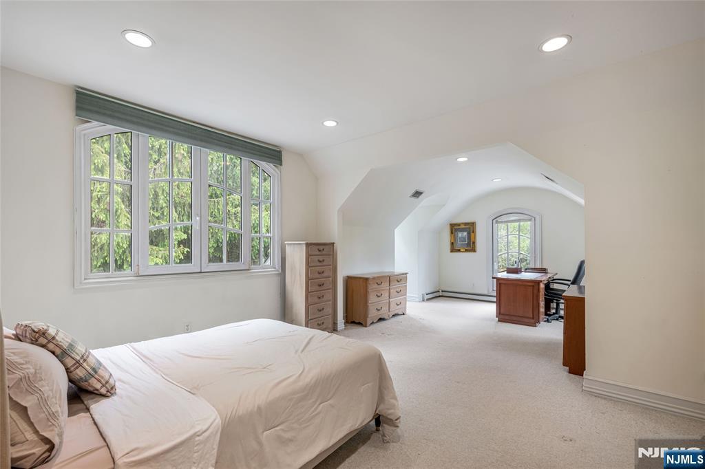 4 Hetzel Drive — photo 23